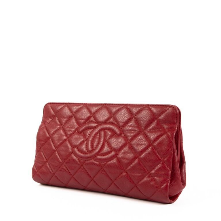 Chanel Red Caviar Quilted Clutch Bag ○ Labellov ○ Buy and Sell