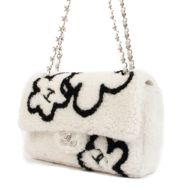 Chanel discount flower bag