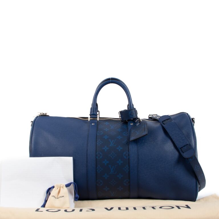 LOUIS VUITTON Keepall 50 Bandouliere Monogram Taiga Leather Travel Bag