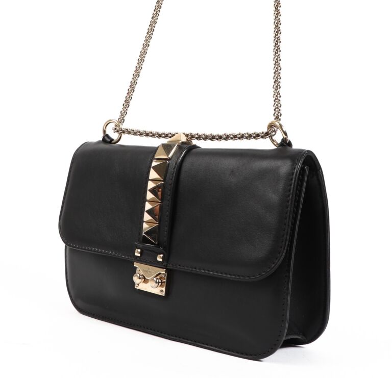 Valentino Garavani ミディアムハンドバッグ ブラック SS25 Valentino Garavani Black Medium Glam Lock Crossbody Bag