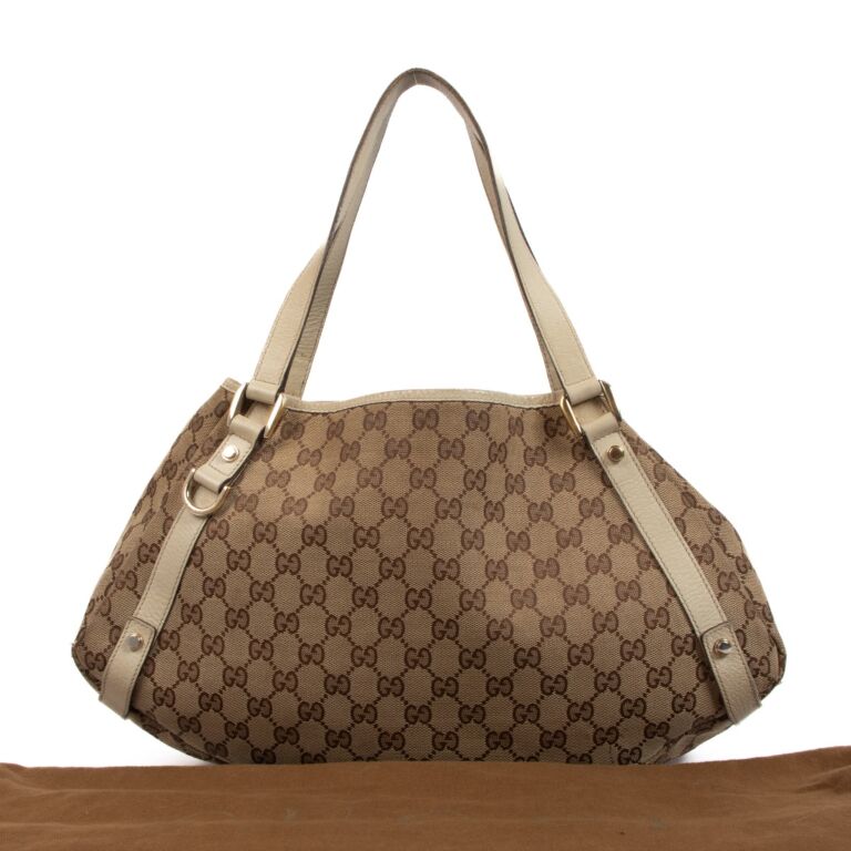 Gucci abbey 2025