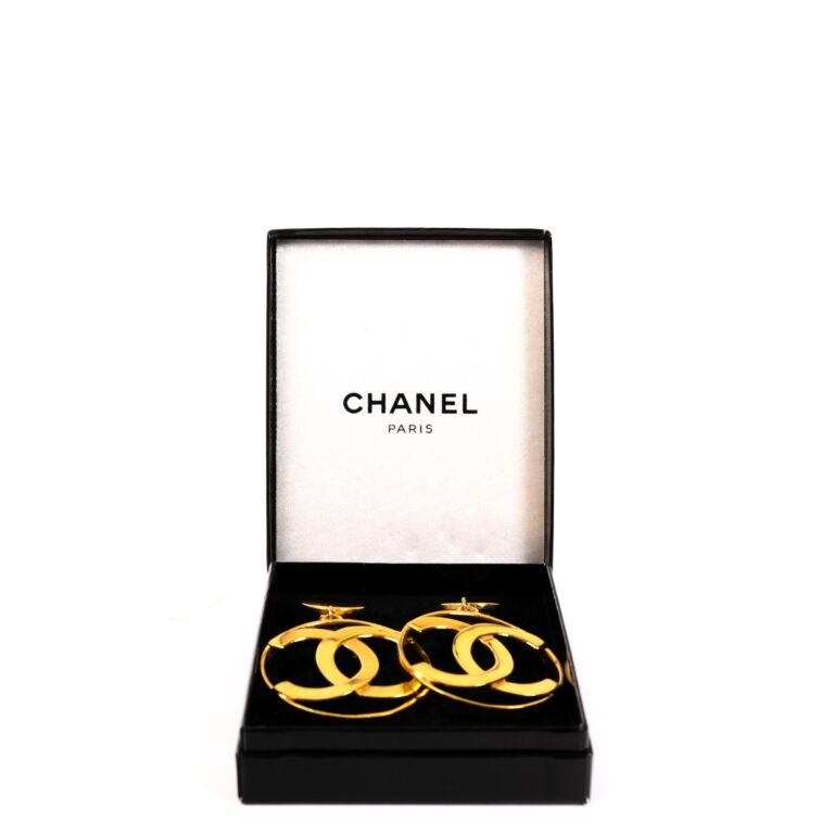 Chanel Vintage 1980s CC Circle Hoop Drop Clip-On Earrings