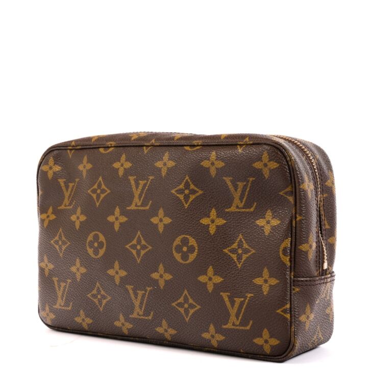 Louis Vuitton Toiletry Pouch 15 Monogram Brown in Coated Canvas with  GOLD-TONE - US