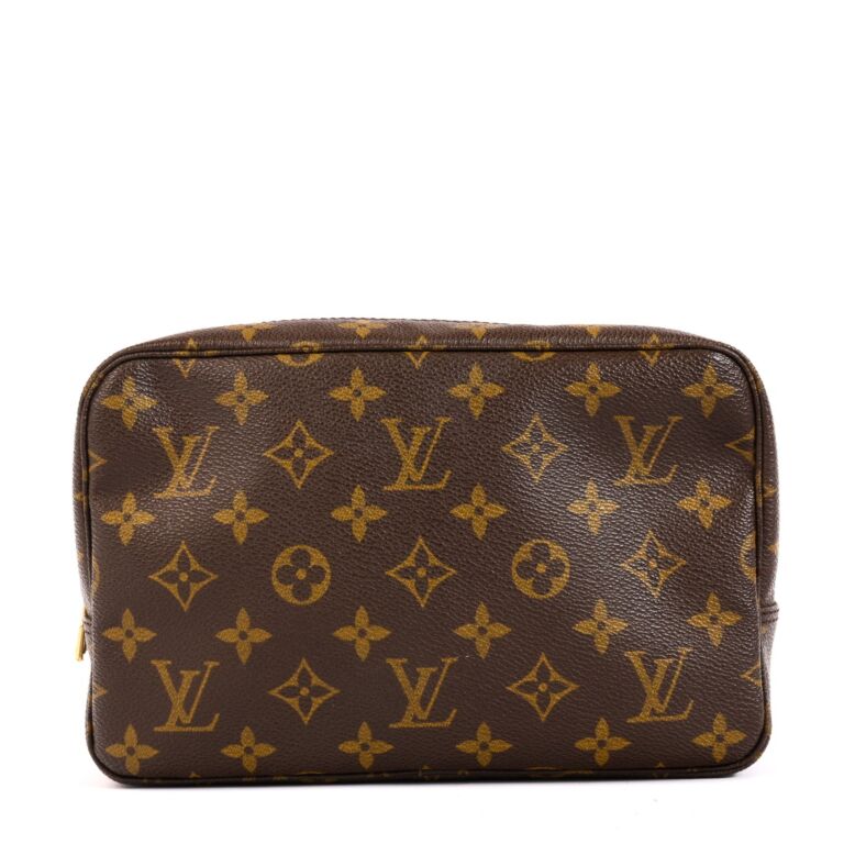 Louis Vuitton Toiletry Pouch 15 Monogram Brown in Coated Canvas with  GOLD-TONE - US