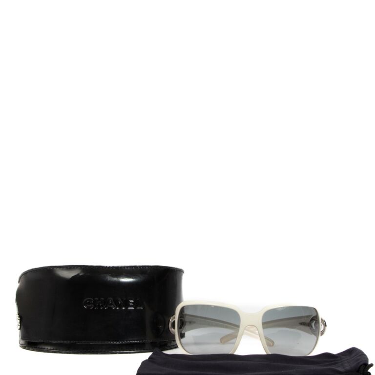 CHANEL CC Sunglasses 6023 Black 125320