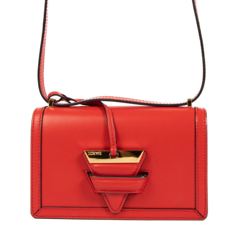 Loewe barcelona hotsell bag small