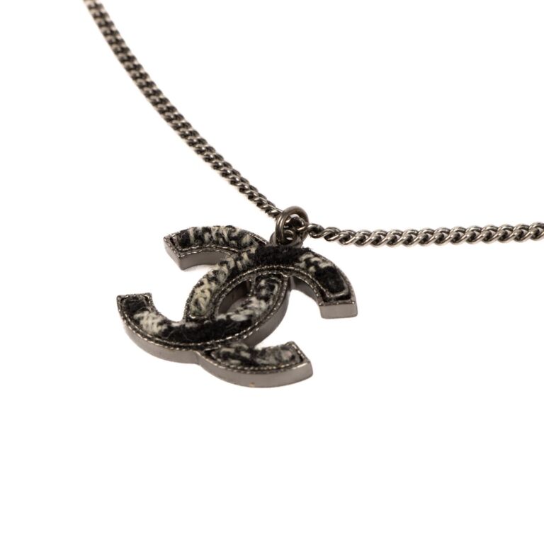 Chanel necklace cc sale black