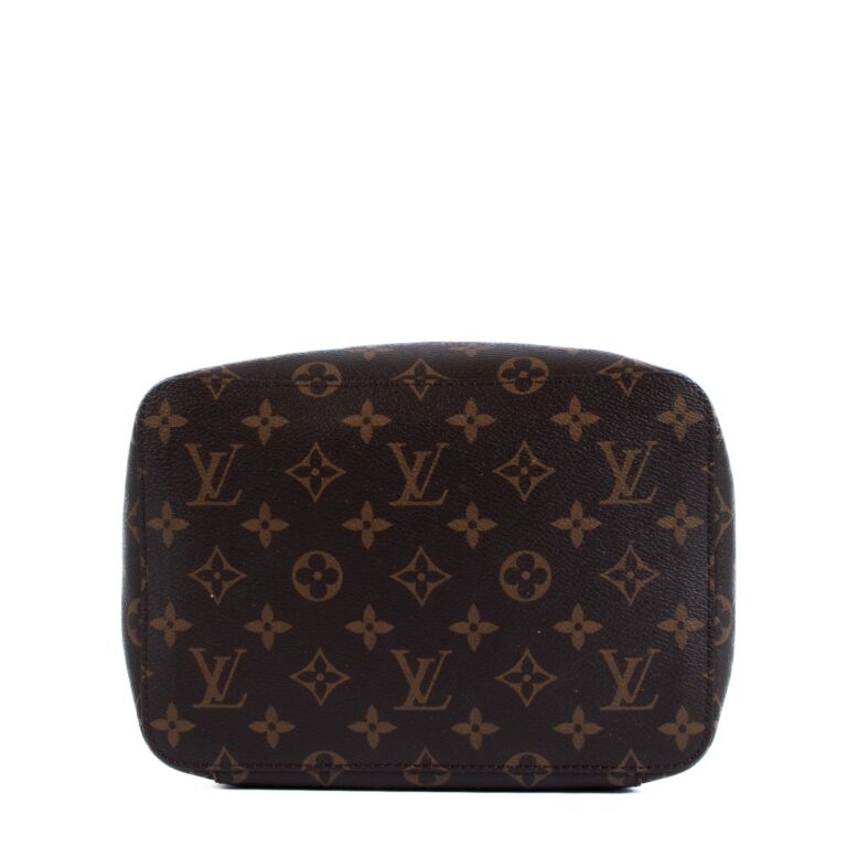 Louis Vuitton Vintage Monogram Canvas Toiletry 23 Cosmetic bag