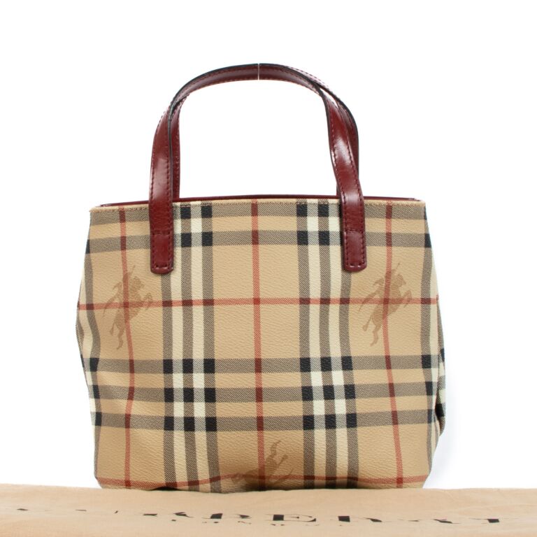 Burberry nova check purse hot sale
