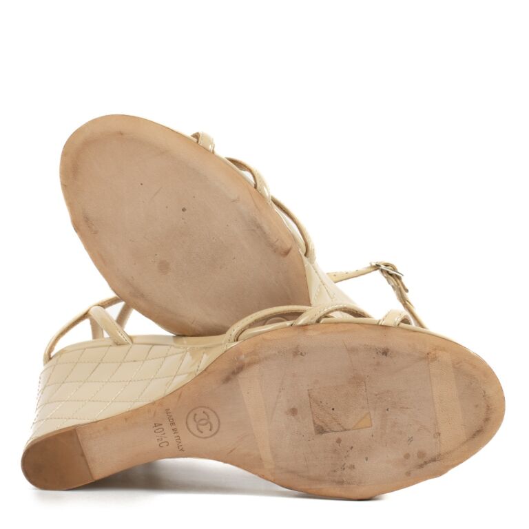 楽天 Chanel 40,5 Size - Sandals Wedge Leather Patent Beige 靴