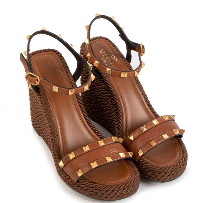 Valentino garavani torchon leather wedge sandals sales