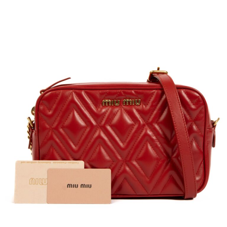 Miu Miu Red Crossbody Camera Bag ○ Labellov ○ Buy and Sell