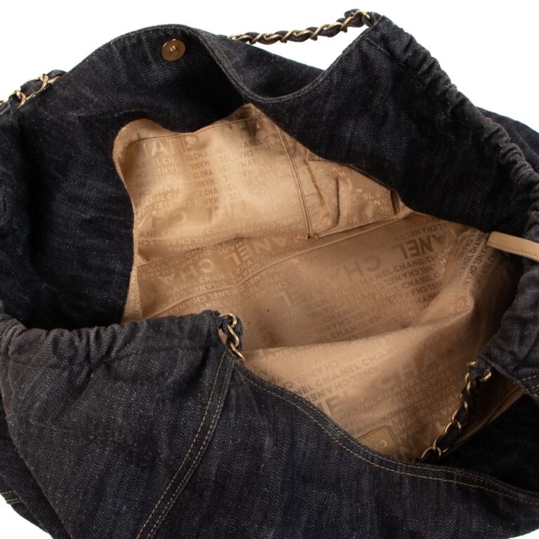 chanel denim hobo purse