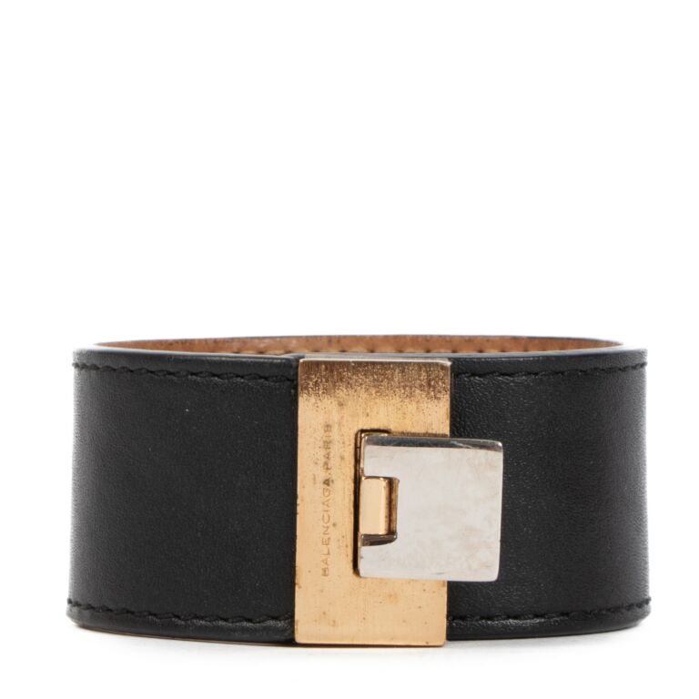 Tips pels hjælpeløshed Balenciaga Black Leather Bracelet ○ Labellov ○ Buy and Sell Authentic Luxury