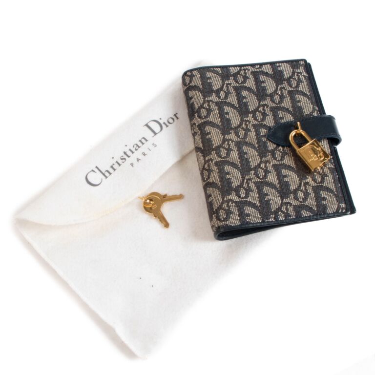 christian dior agenda