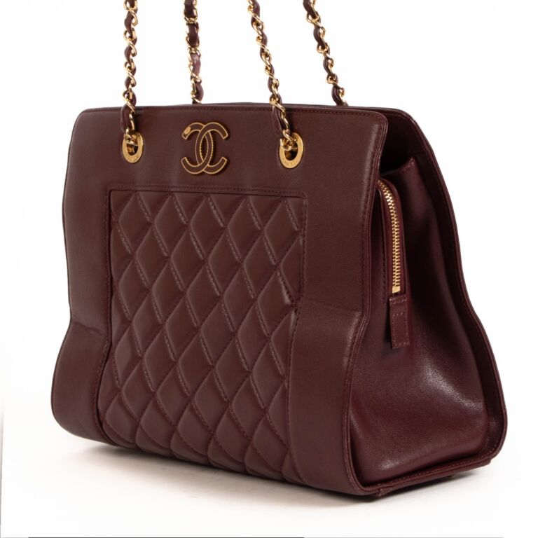 Buy Chanel Women's Handbags Online