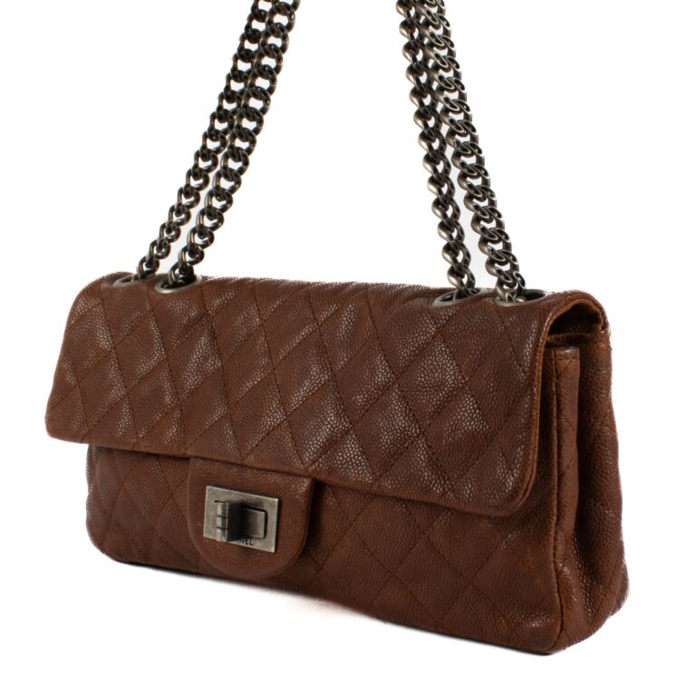 Chanel 2.55 caviar leather store