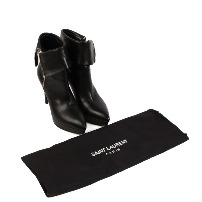 Saint laurent best sale janis boots