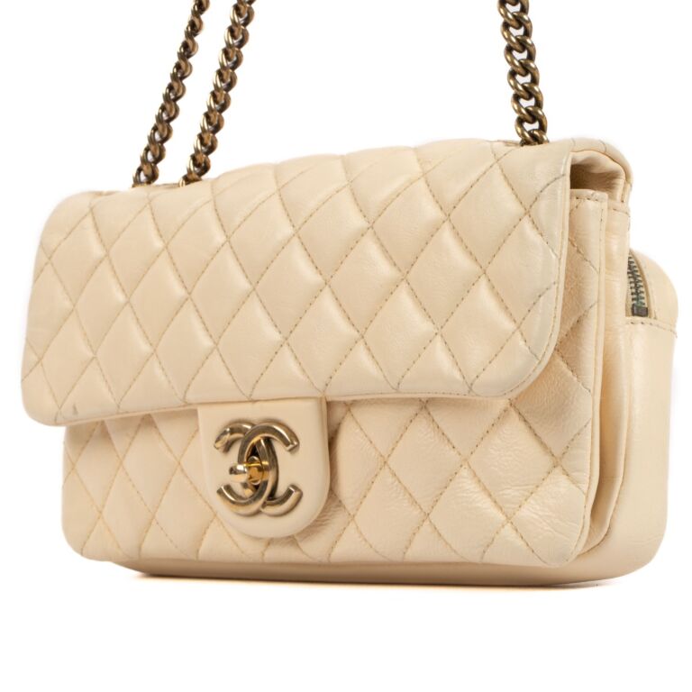 Chanel Cream Quilted Leather CC Crown Flap Bag ○ Labellov ○ Buy and Sell  Authentic Luxury