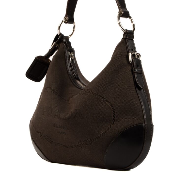 Prada logo shoulder bag best sale