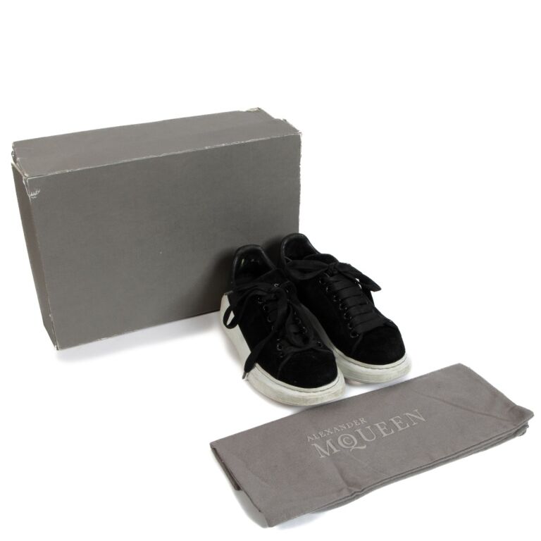 Alexander McQueen | Black velvet classic sneakers | Savannahs