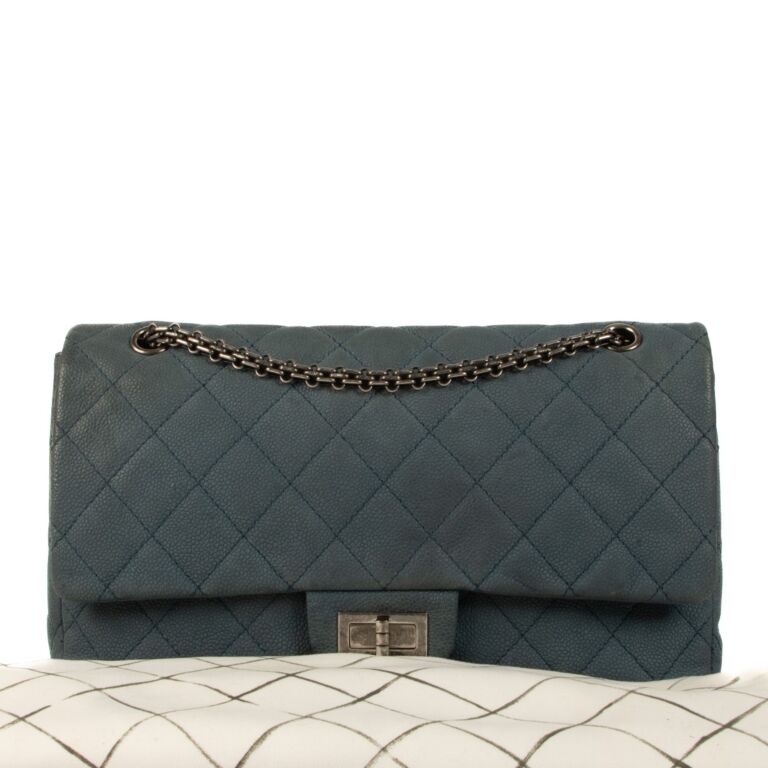Chanel maxi 2.55 sale