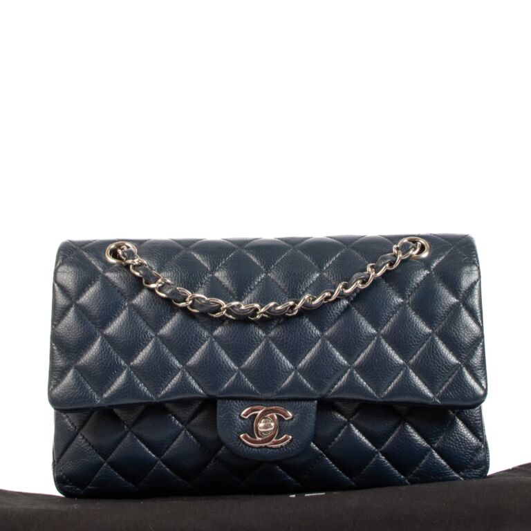 Chanel classic hotsell flap navy blue