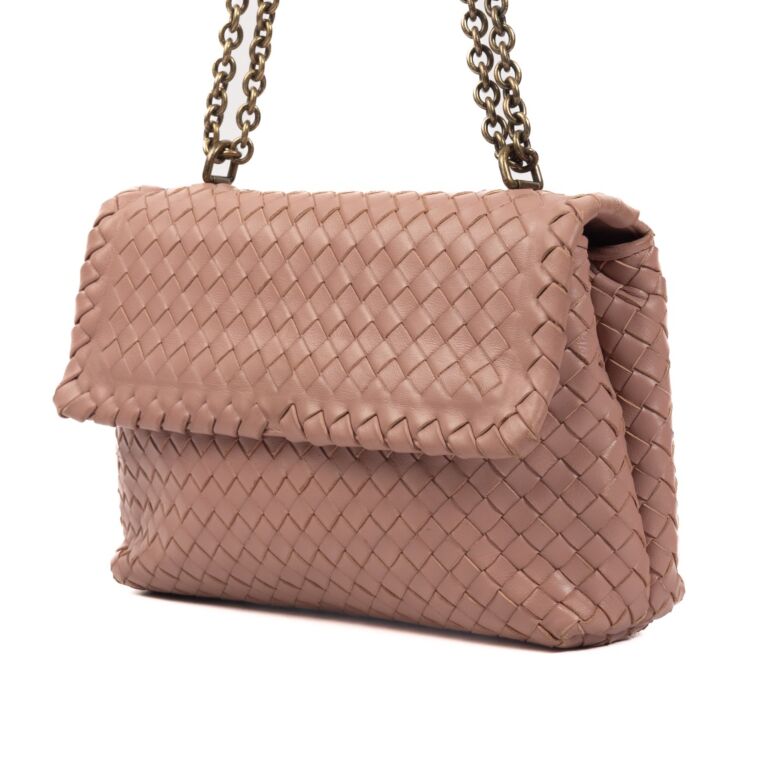 Pink bottega hotsell veneta bag