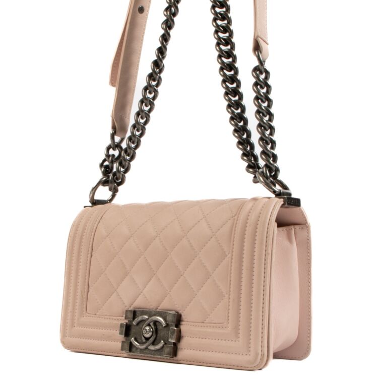 Chanel boy pink outlet bag