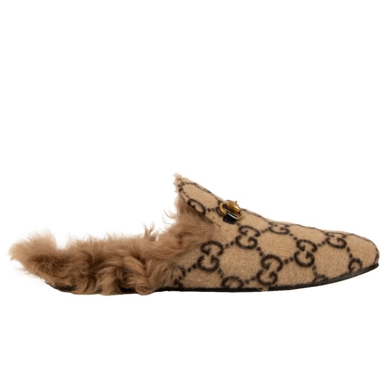 Gucci Beige GG Princetown Wool Fur Slides Size 43.5 Labellov
