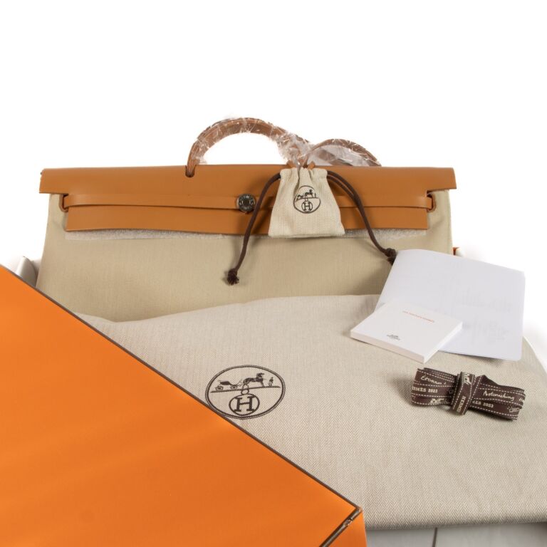 Hermes zip shop