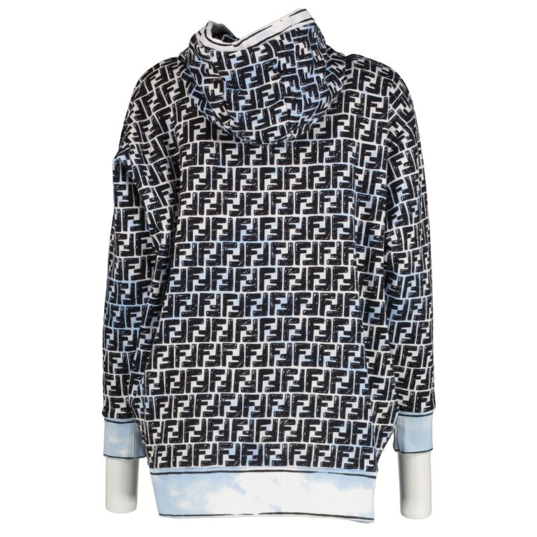 Hoodie size xs clearance