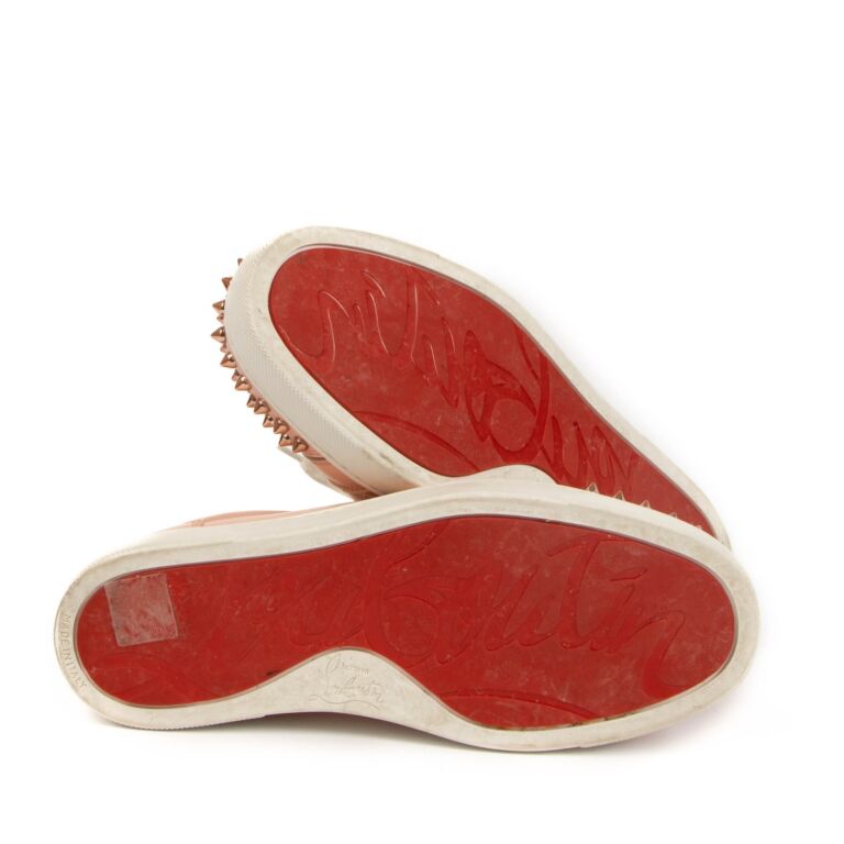 Vieira spikes outlet