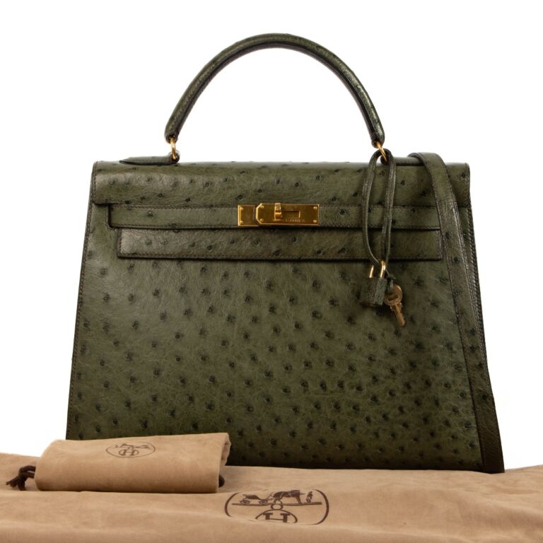 A GREEN OSTRICH 'KELLY' BAG