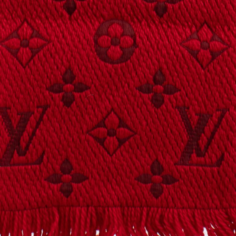 Louis Vuitton Red Logomania Wool Scarf ○ Labellov ○ Buy and Sell