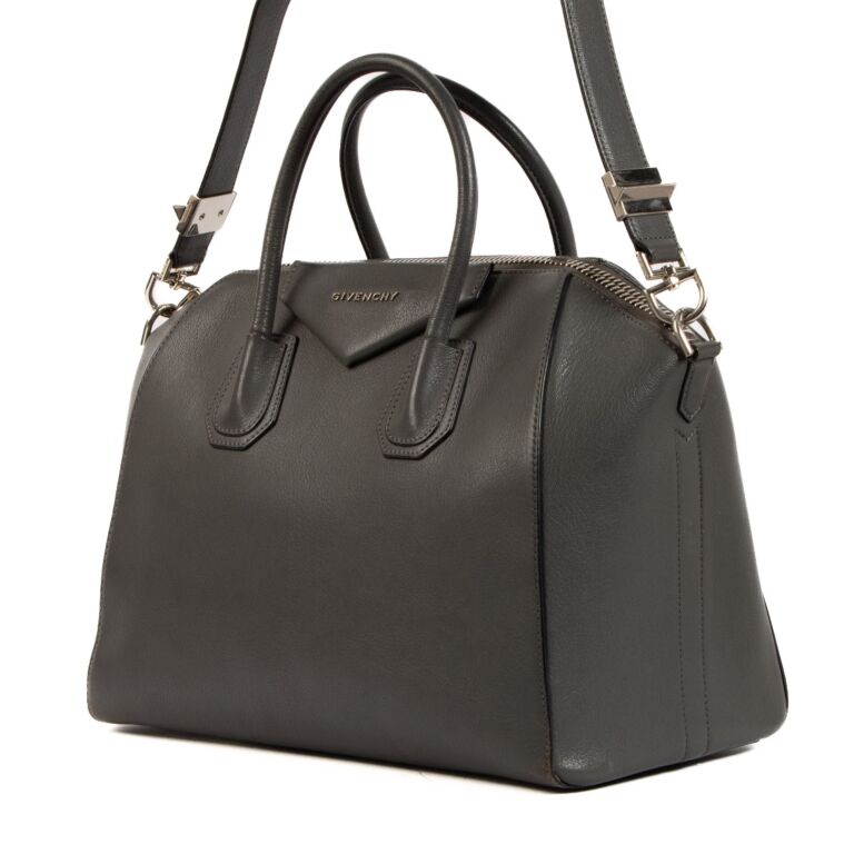 Givenchy antigona shop medium price