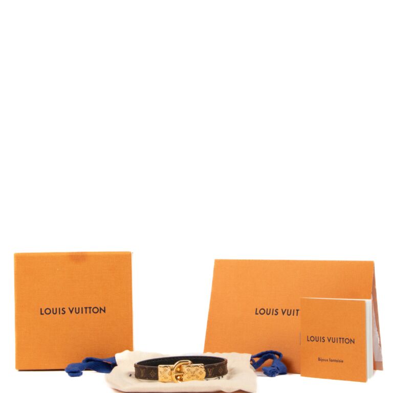 Louis Vuitton Fasten Your LV Bracelet ○ Labellov ○ Buy and Sell