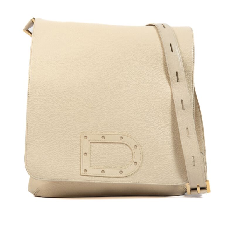 Never out of Style - Delvaux Louise Baudrier crossbody bag