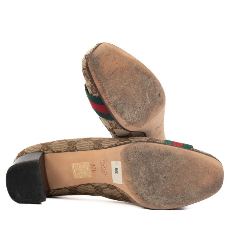 Vintage discount gucci pumps