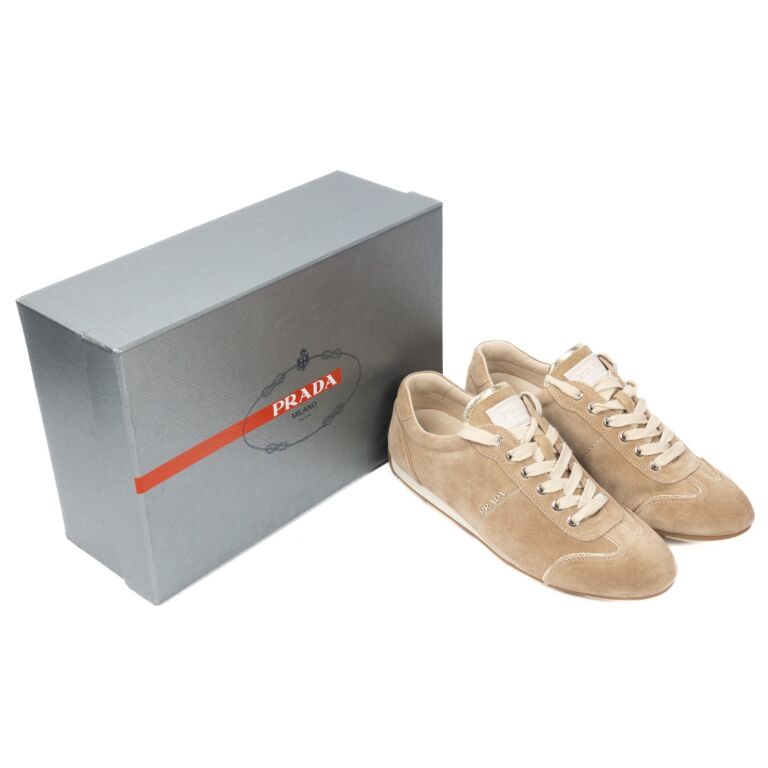 Second hand prada shoes top