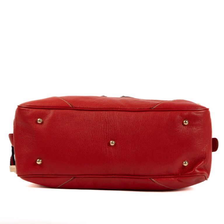 Gucci Red Vintage Chain Shoulder Bag ○ Labellov ○ Buy and