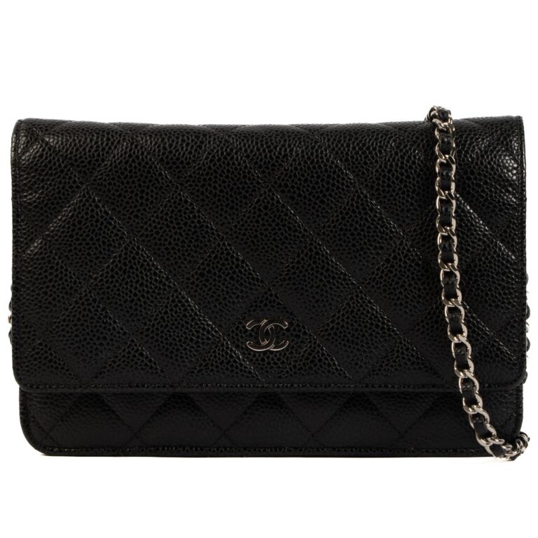 The Chanel Wallet on Chain –