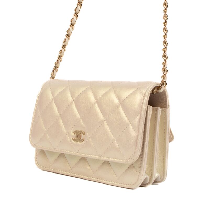 Iridescent ivory chanel outlet