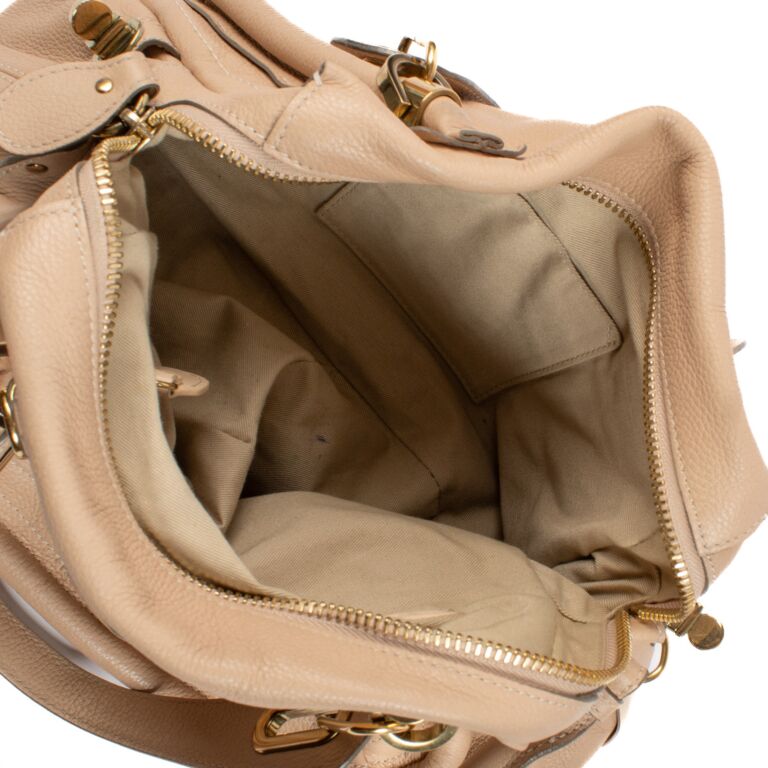 Chloé Paraty 24 Bag in Shiny Leather in Black | Chloé US