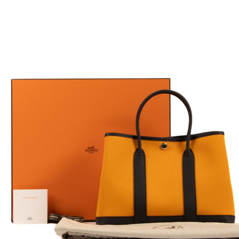 Hermes Garden Party 30 Jaune Bloutremer Bleu Indigo Labellov Buy and Sell Authentic Luxury