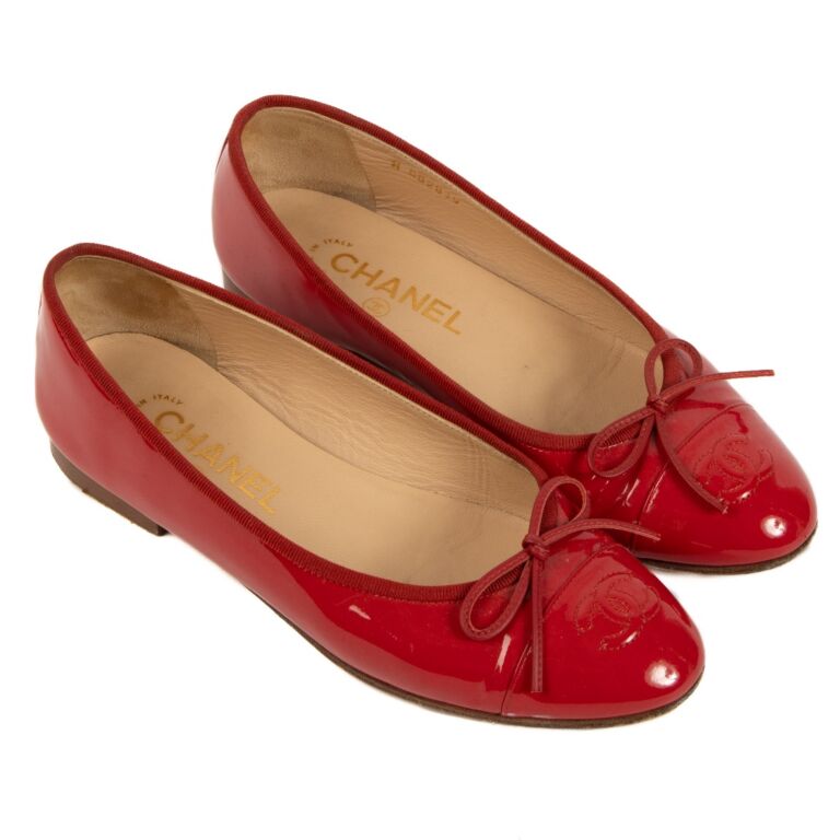 Chanel Red Patent Leather Ballerinas - size 37 ○ Labellov ○ Buy