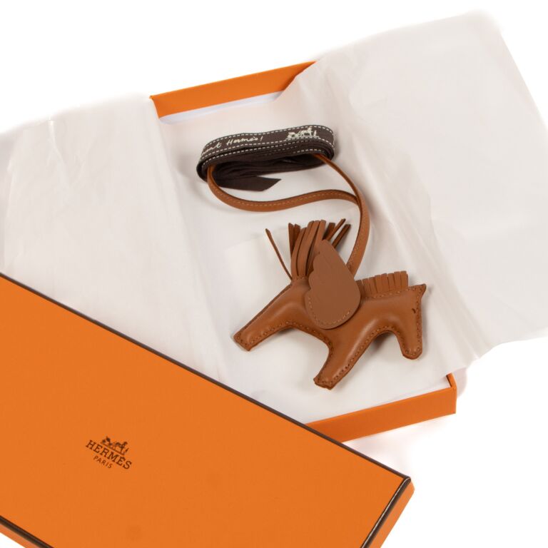 Hermès 2023 Gold Rodeo PM Pegase Charm ○ Labellov ○ Buy