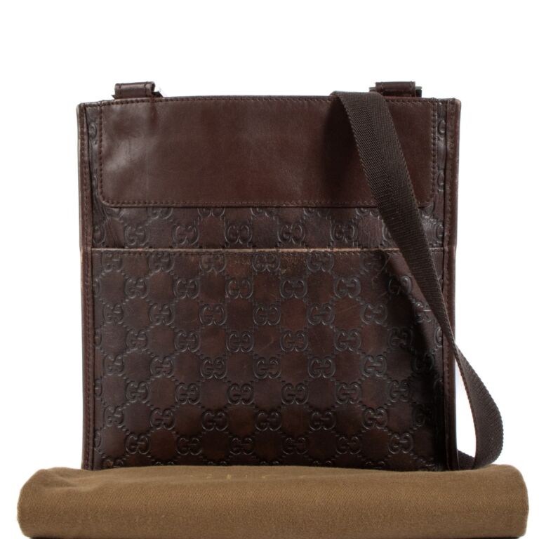 Selling gucci bag 2025