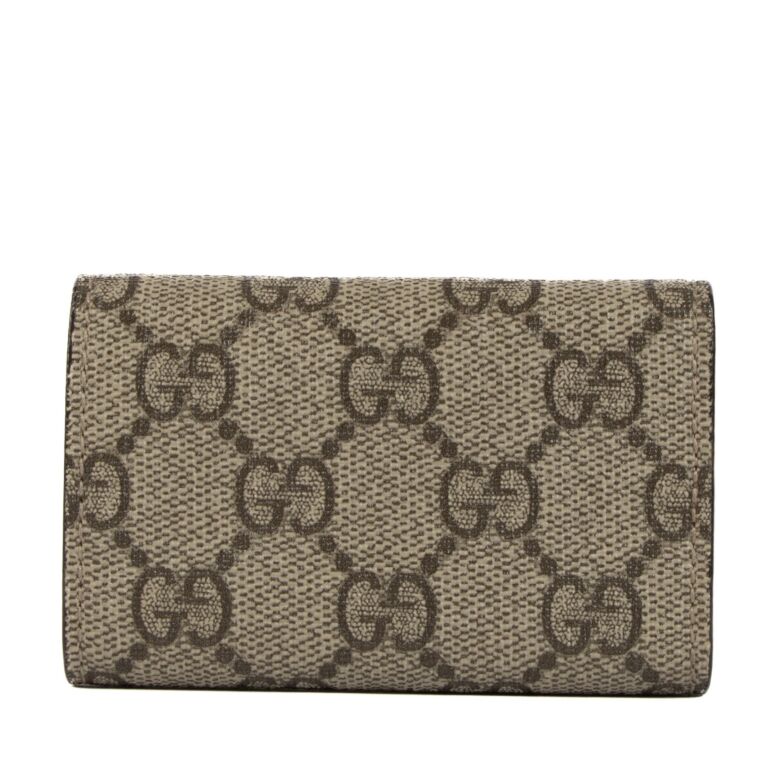 GUCCI - GUCCI正規品 iPhone7ケース 蛇 ハートLimited Edition GUCCI(グッチ) iPhone・スマホケース(レディース) - 海外通販のBUYMA