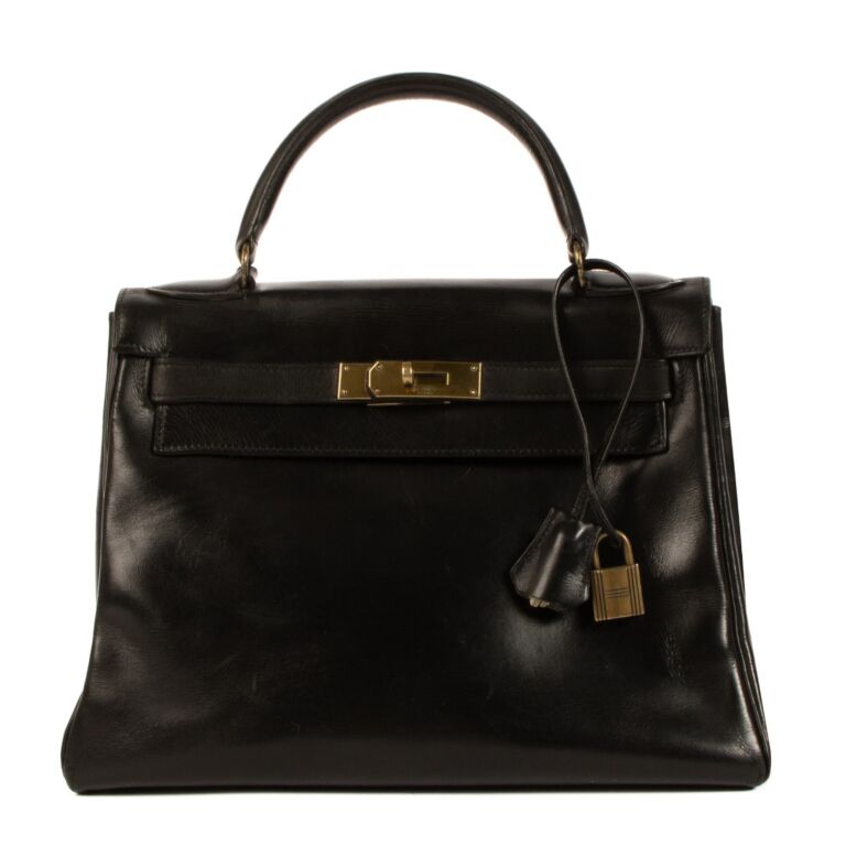 Hermes kelly 28 deals black gold hardware